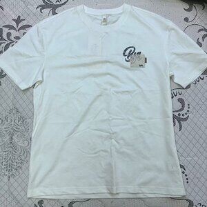 Men's white short-sleeved